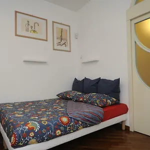  Apartment Jean Carlos House In The Old Town Italy